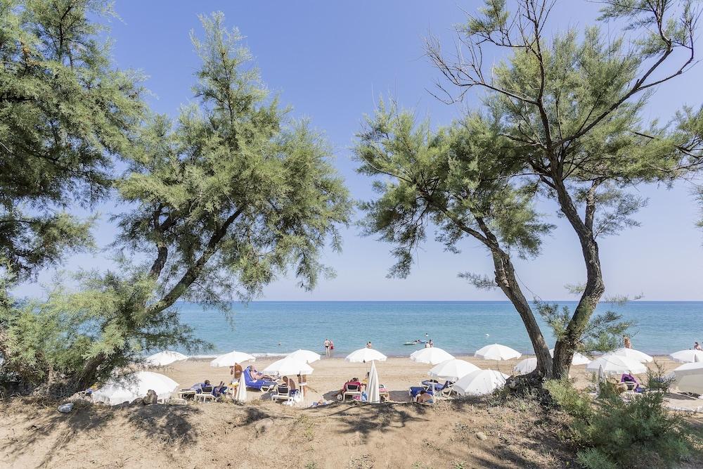 The Signature Level At Grand Palladium Sicilia Resort & Spa Campofelice Di Roccella Esterno foto