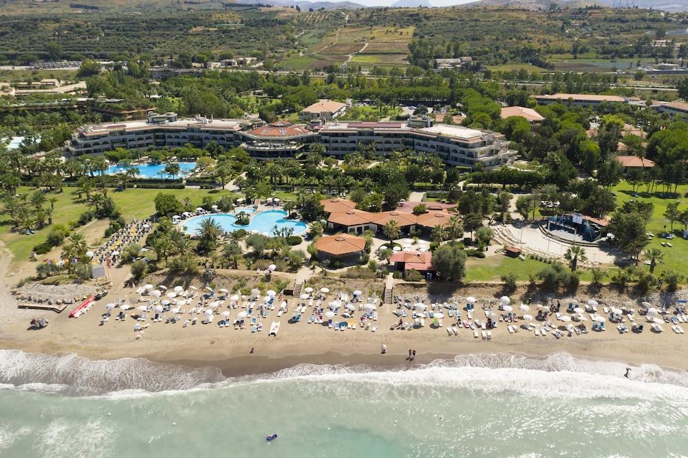 The Signature Level At Grand Palladium Sicilia Resort & Spa Campofelice Di Roccella Esterno foto