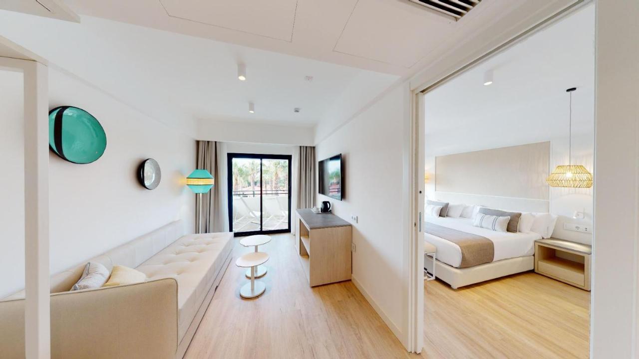 The Signature Level At Grand Palladium Sicilia Resort & Spa Campofelice Di Roccella Esterno foto