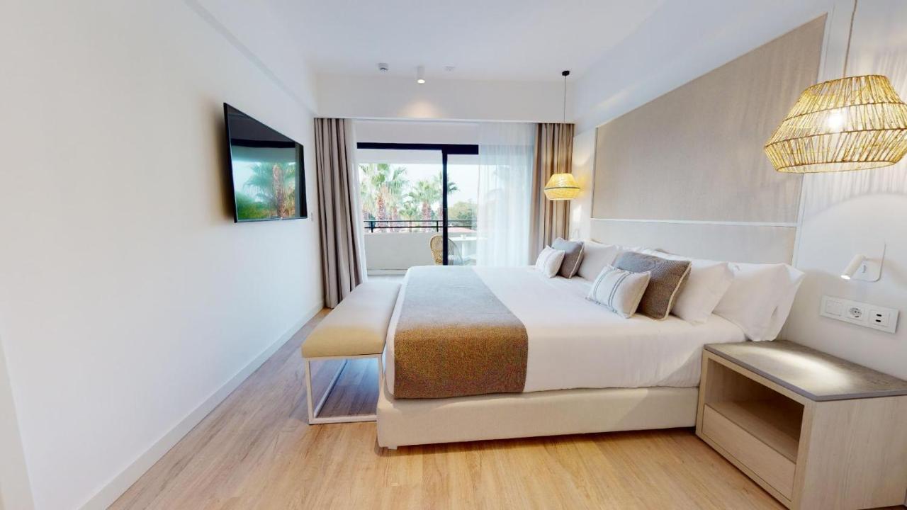 The Signature Level At Grand Palladium Sicilia Resort & Spa Campofelice Di Roccella Esterno foto